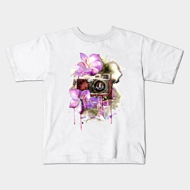 flower camera Kids T-Shirt by francuzf89